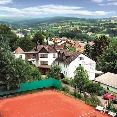 Akzent Hotel Haus Sonnenberg Schotten Esterno foto