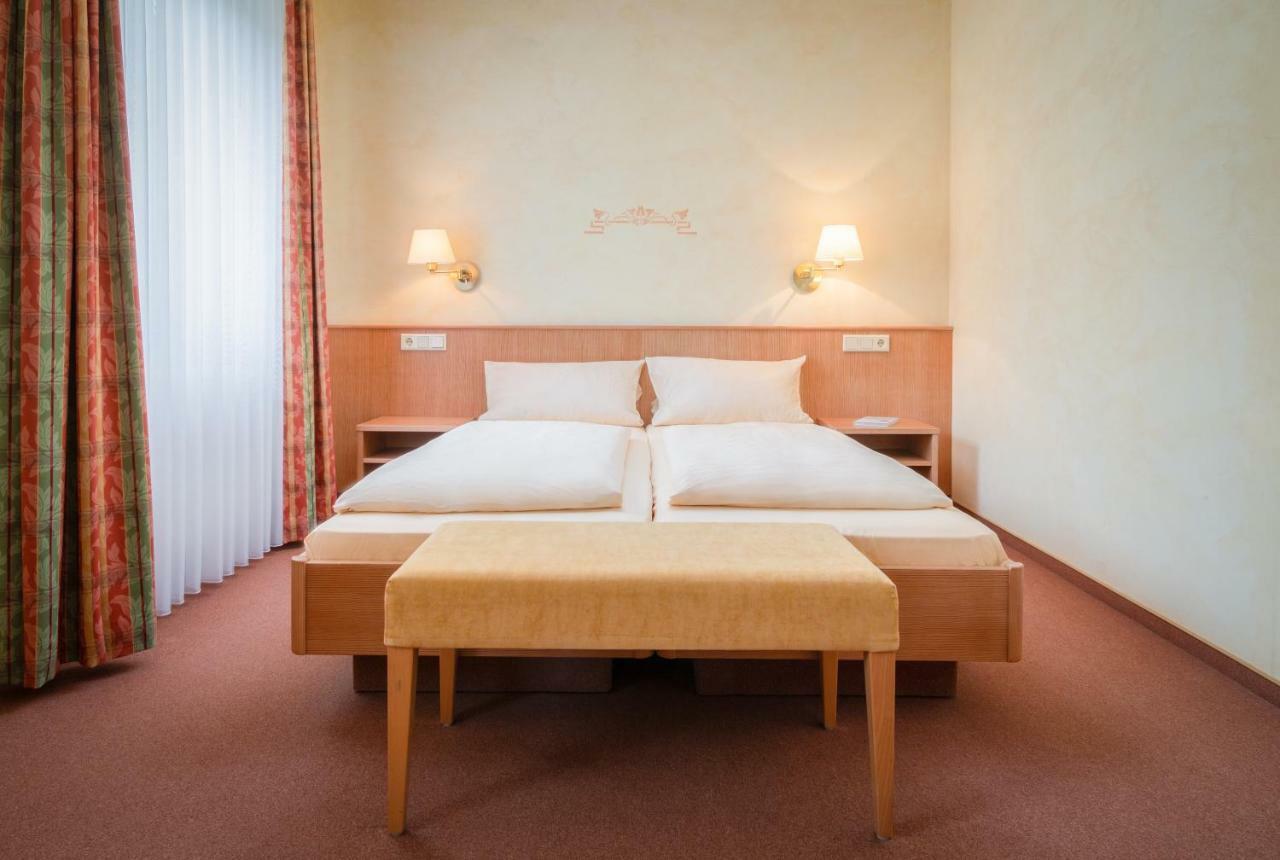 Akzent Hotel Haus Sonnenberg Schotten Esterno foto