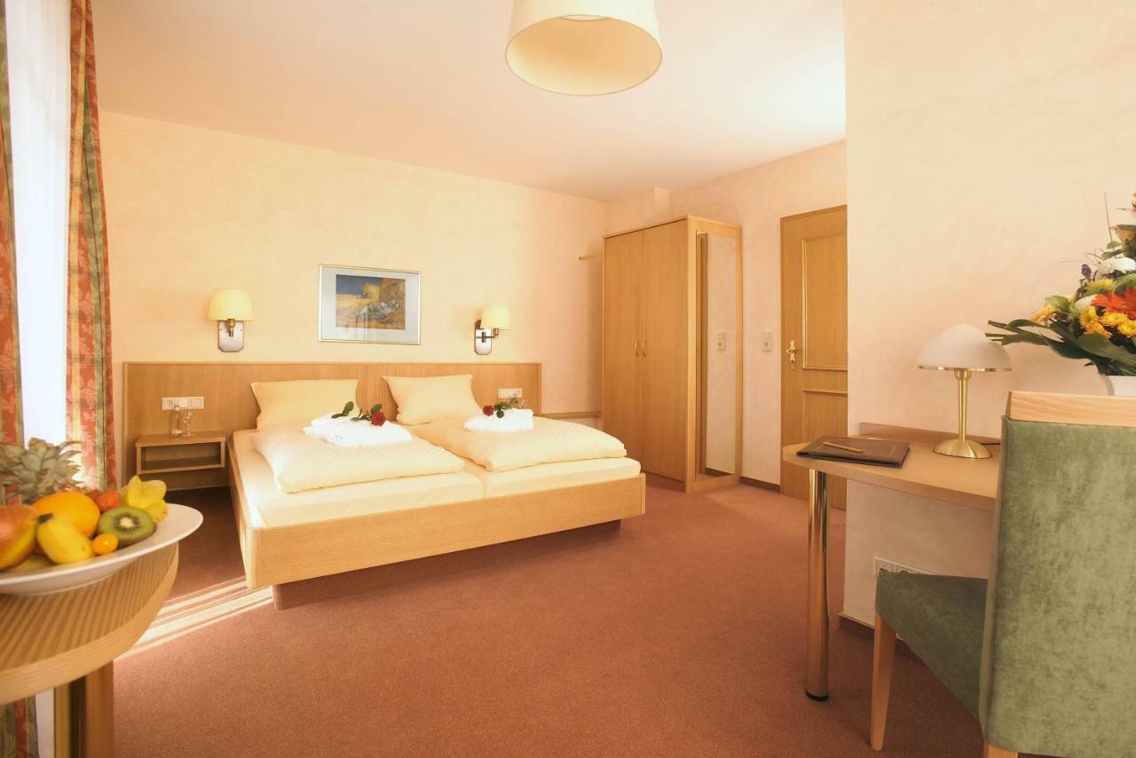 Akzent Hotel Haus Sonnenberg Schotten Esterno foto